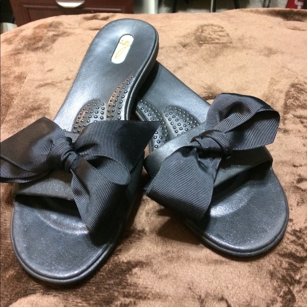 OKA Black Sandals / NEW
